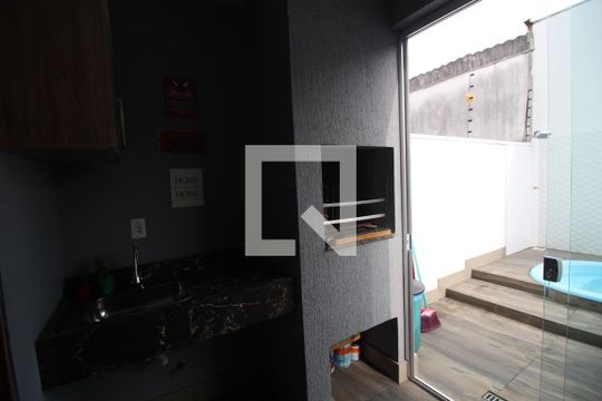 Churrasqueira de casa à venda com 3 quartos, 104m² em São José, Canoas
