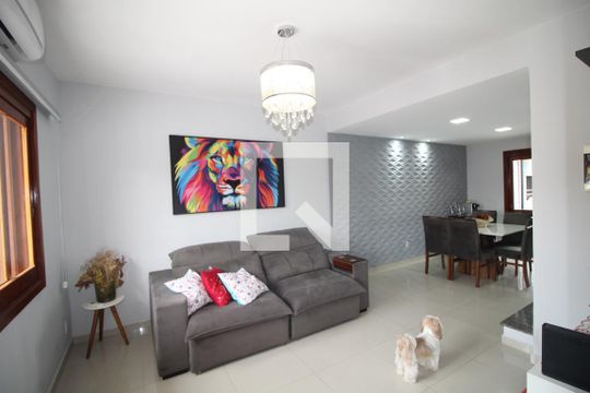 Casa à venda com 3 quartos, 104m² em São José, Canoas