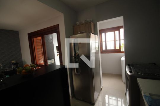 Cozinha de casa à venda com 3 quartos, 104m² em São José, Canoas