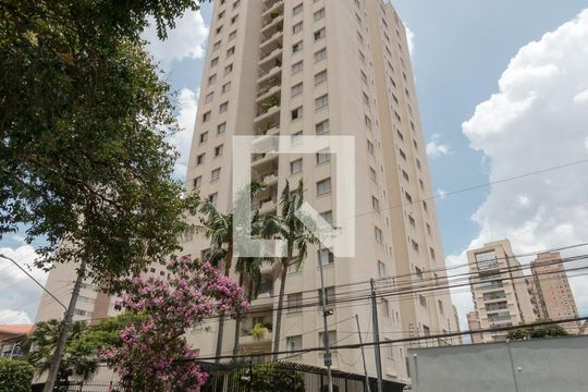 Fachada de apartamento à venda com 2 quartos, 77m² em Campo Belo, São Paulo
