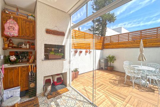 Área de Serviço de casa à venda com 3 quartos, 139m² em Hípica, Porto Alegre
