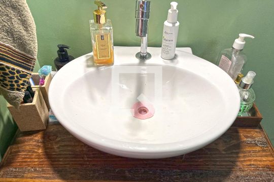Lavabo de casa à venda com 3 quartos, 139m² em Hípica, Porto Alegre