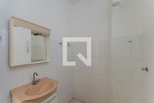Banheiro de apartamento à venda com 1 quarto, 35m² em Centro, Niterói