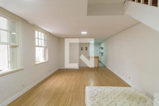 Sala de casa para alugar com 2 quartos, 92m² em Vila Mariana, São Paulo