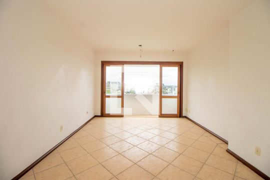 Sala de apartamento para alugar com 3 quartos, 240m² em São João, Porto Alegre