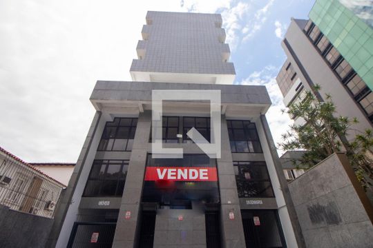 Fachada de apartamento para alugar com 3 quartos, 240m² em São João, Porto Alegre
