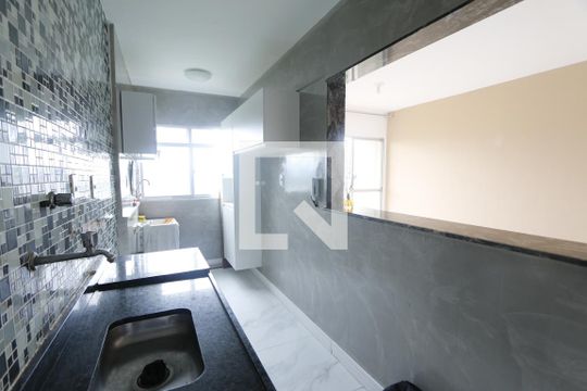 Cozinha de apartamento à venda com 2 quartos, 55m² em Itanhangá, Rio de Janeiro