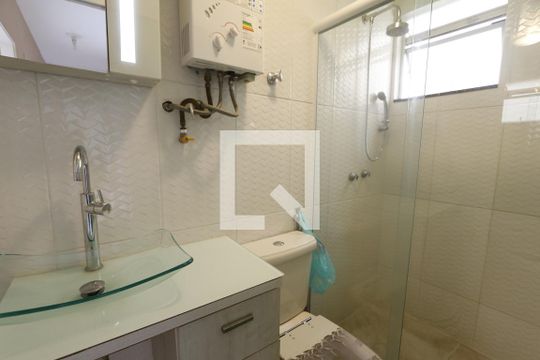 Banheiro de apartamento à venda com 2 quartos, 55m² em Itanhangá, Rio de Janeiro