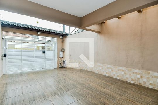 Garagem de casa à venda com 3 quartos, 200m² em Vila Planalto, Guarulhos