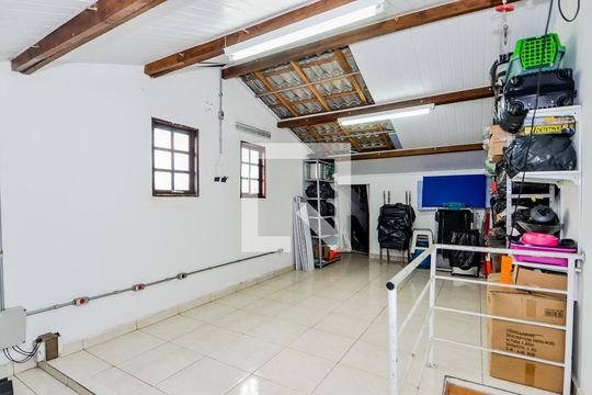 Sótão  de casa à venda com 3 quartos, 200m² em Vila Planalto, Guarulhos