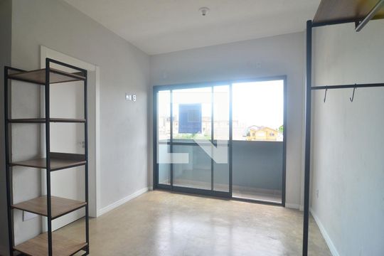 Studio de kitnet/studio para alugar com 1 quarto, 30m² em Marechal Rondon, Canoas