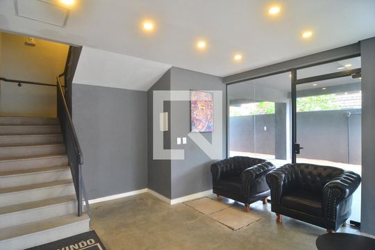 Área comum de kitnet/studio para alugar com 1 quarto, 30m² em Marechal Rondon, Canoas