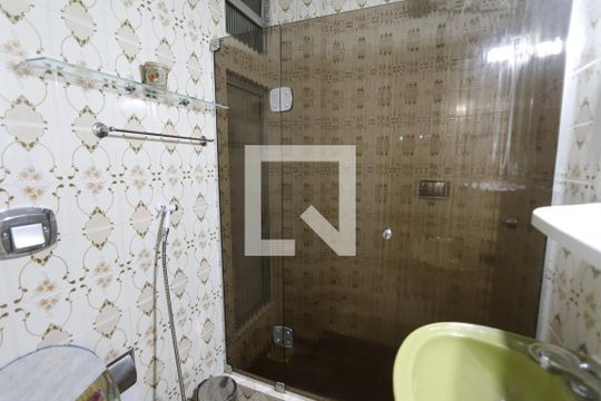 Banheiro de kitnet/studio para alugar com 1 quarto, 40m² em Barra da Tijuca, Rio de Janeiro