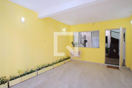 Garagem de casa à venda com 3 quartos, 205m² em Parque São Jorge, São Paulo
