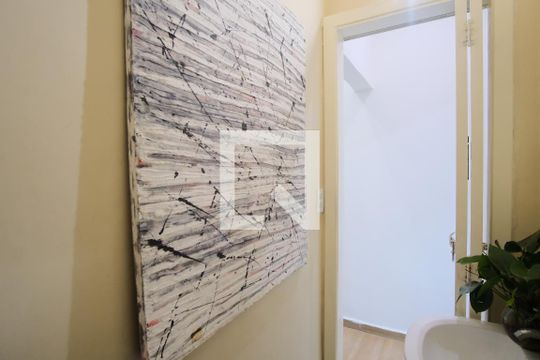 Lavabo de casa à venda com 3 quartos, 205m² em Parque São Jorge, São Paulo