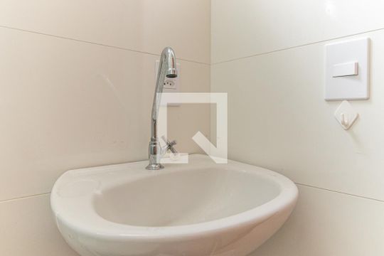 Banheiro - Torneira de kitnet/studio para alugar com 1 quarto, 32m² em Vila Buarque, São Paulo