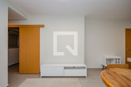Sala de apartamento à venda com 1 quarto, 50m² em Vila da Serra, Nova Lima