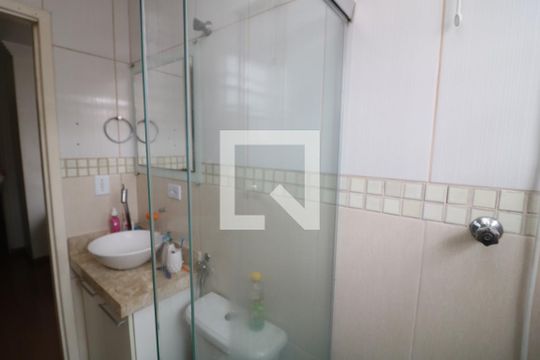 Banheiro da Suíte de casa para alugar com 3 quartos, 34m² em Vila Cruzeiro, São Paulo