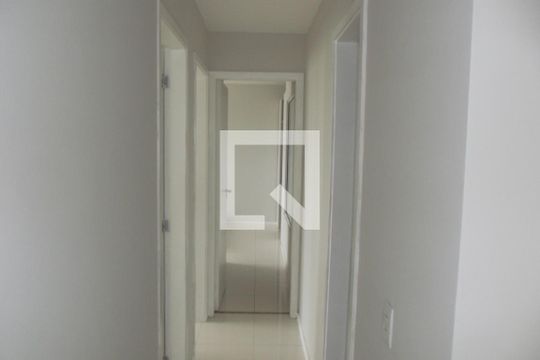 Corredor de apartamento para alugar com 3 quartos, 110m² em Barra da Tijuca, Rio de Janeiro