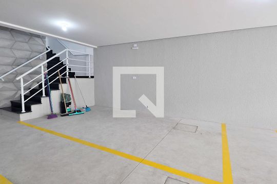 Garagem de apartamento à venda com 2 quartos, 53m² em Utinga, Santo André