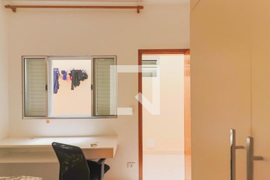 Quarto 12 de casa à venda com 14 quartos, 300m² em Conjunto Residencial Butantã, São Paulo