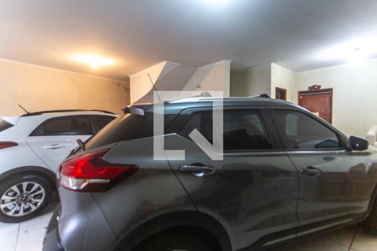 Garagem de casa à venda com 4 quartos, 237m² em Anchieta, São Bernardo do Campo