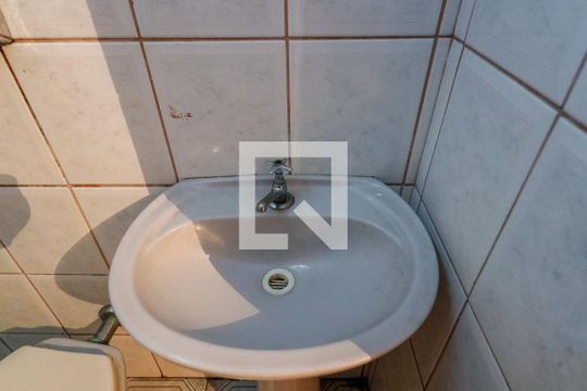 Banheiro de casa para alugar com 1 quarto, 70m² em  Jaçanã , São Paulo