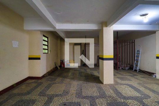 Garagem  de apartamento à venda com 4 quartos, 170m² em Centro, Belo Horizonte
