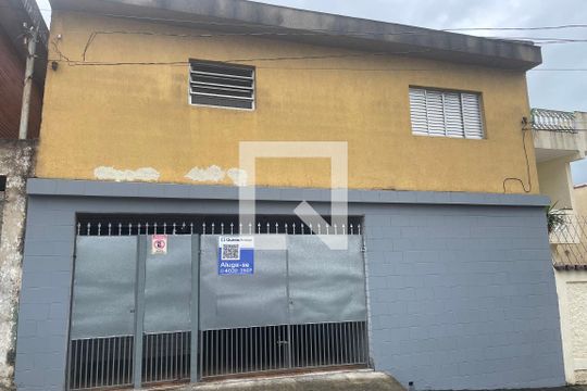 Fachada de casa para alugar com 3 quartos, 130m² em Vila Antonieta, São Paulo