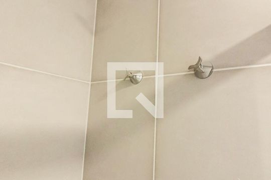 Banheiro de apartamento para alugar com 2 quartos, 92m² em Ferreira, São Paulo