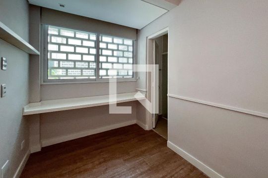 Suíte 1 de apartamento à venda com 2 quartos, 105m² em Vila Uberabinha, São Paulo