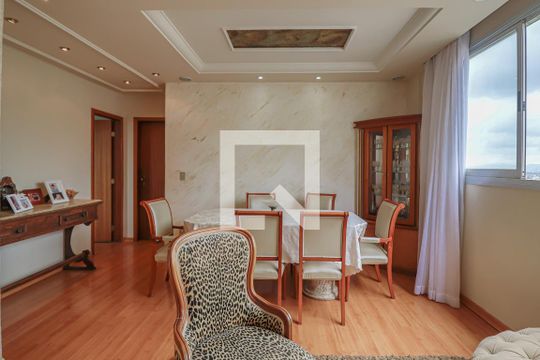 Apartamento à venda com 4 quartos, 295m² em Santa Efigênia, Belo Horizonte