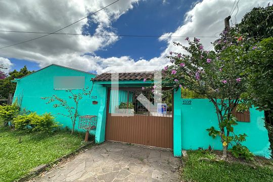 Fachada de casa à venda com 4 quartos, 170m² em Vicentina, São Leopoldo