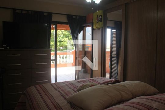 Suíte de casa à venda com 3 quartos, 150m² em Jardim Palmares (zona Sul), São Paulo