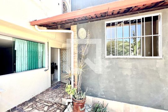 Área comum de casa à venda com 3 quartos, 145m² em Fonte Grande, Contagem