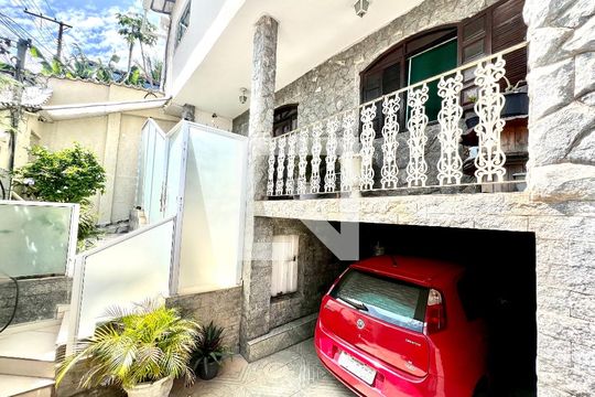 Área comum de casa à venda com 3 quartos, 145m² em Fonte Grande, Contagem
