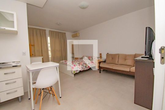 Kitnet/Studio à venda com 1 quarto, 27m² em Pátria Nova, Novo Hamburgo