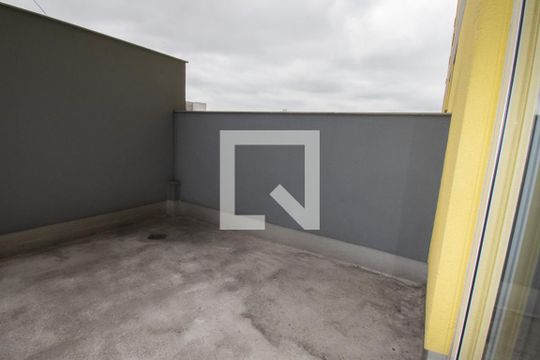 pátio comum de kitnet/studio à venda com 1 quarto, 27m² em Pátria Nova, Novo Hamburgo