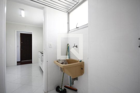 Área de Serviço de apartamento para alugar com 3 quartos, 80m² em Vl Firmiano Pinto, São Paulo