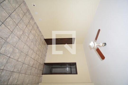 Suíte 1 de apartamento para alugar com 4 quartos, 100m² em Vila Valqueire, Rio de Janeiro