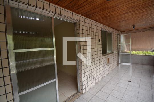 Varanda da Sala e da Suíte 1 de apartamento para alugar com 4 quartos, 100m² em Vila Valqueire, Rio de Janeiro