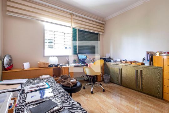 Quarto 3 de apartamento para alugar com 3 quartos, 210m² em Jardim Paulista, São Paulo