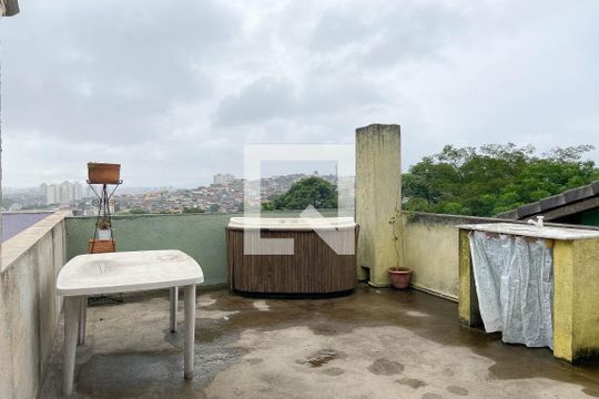 Laje de casa à venda com 2 quartos, 117m² em Novo Osasco, Osasco