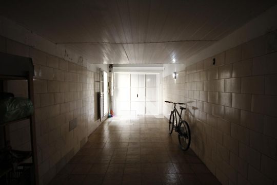 Garagem de casa à venda com 3 quartos, 300m² em Jardim da Glória, São Paulo