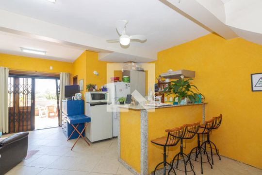 Garagem/ Espaço Gourmet de casa à venda com 4 quartos, 395m² em Jardim Itu Sabará, Porto Alegre