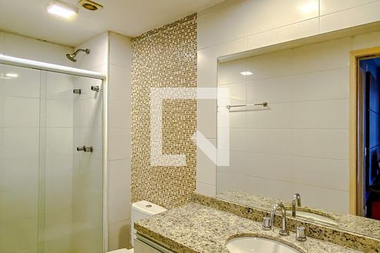 Banheiro de apartamento à venda com 1 quarto, 40m² em Brás, São Paulo