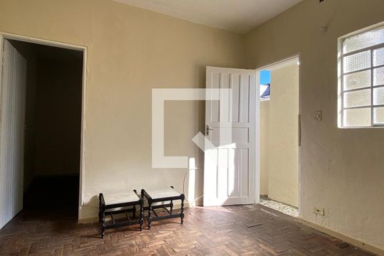 Sala de casa para alugar com 1 quarto, 115m² em Conceição, Osasco