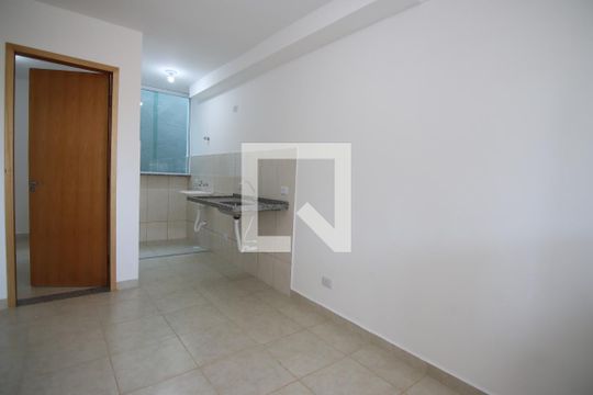 Sala de apartamento para alugar com 1 quarto, 40m² em Jardim Hercilia, São Paulo