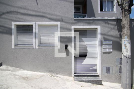 Fachada de apartamento para alugar com 1 quarto, 40m² em Jardim Hercilia, São Paulo