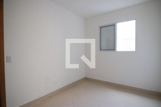 Quarto 1 de apartamento para alugar com 2 quartos, 45m² em Vila Nhocune, São Paulo